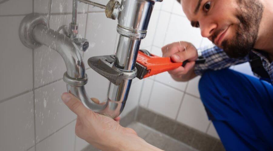 Professional same day plumber services in Saint Hedwig, TX